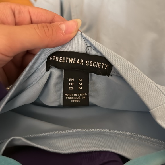 Forever 21 blue shirt with back cutout, Medium - Picture 3 of 3